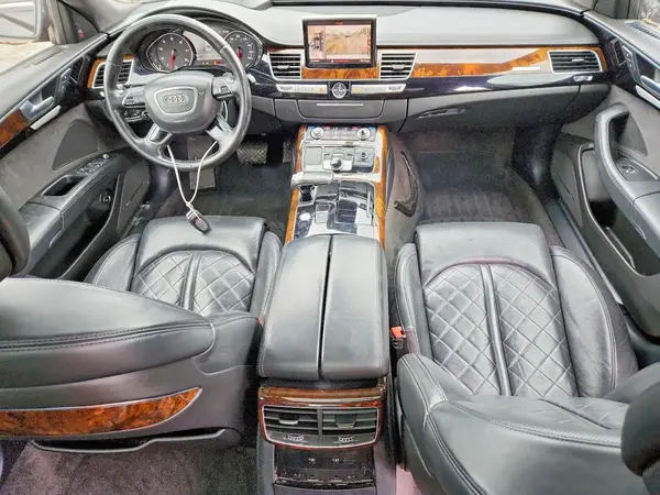WAU43AFD6GN010115 2016 AUDI A8 - Image 8