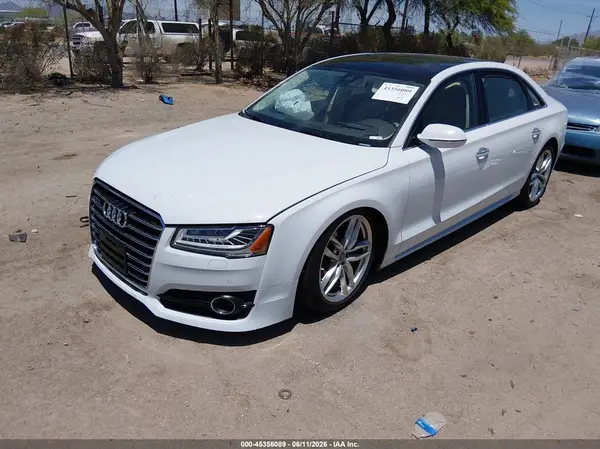 WAU43AFD7GN015792 2016 AUDI A8 - Image 2