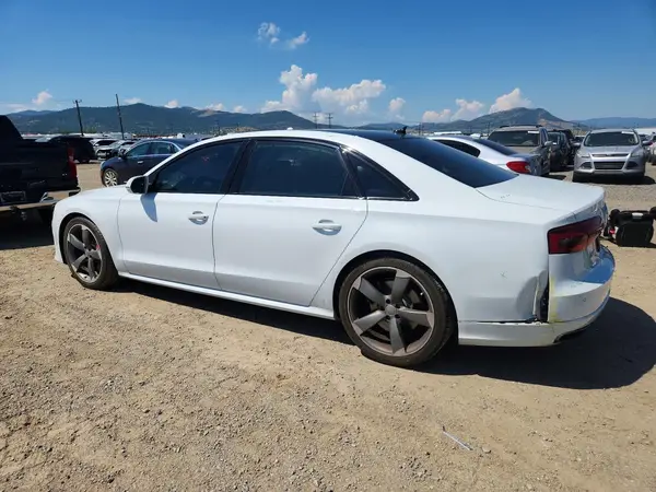 WAU43AFD7HN007323 2017 AUDI A8 - Image 2