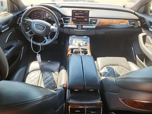 WAU43AFD7HN007323 2017 AUDI A8 - Image 8