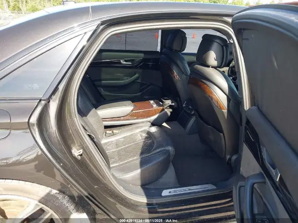 WAU43AFD7HN014742 2017 AUDI A8 - Image 8