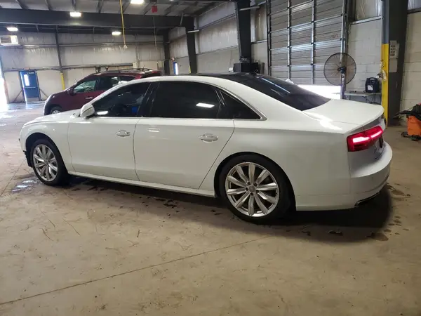 WAU43AFD7HN018435 2017 AUDI A8 - Image 2