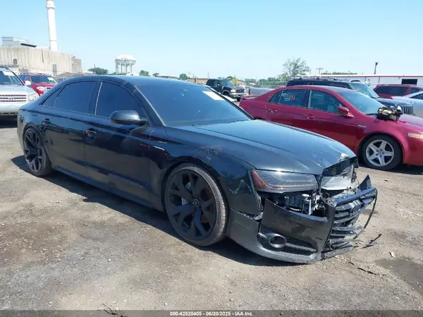 WAU43AFD7JN000331 2018 AUDI A8 - Image 1