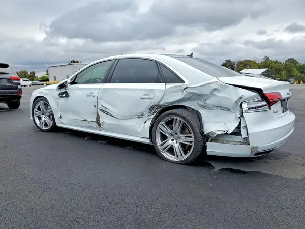 WAU43AFD9GN011940 2016 AUDI A8 - Image 2