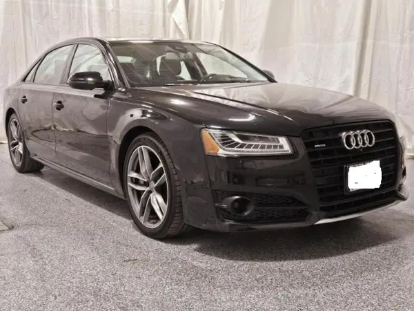WAU43AFD9HN005296 2017 AUDI A8 - Image 1