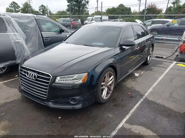 WAU43AFDXGN021943 2016 AUDI A8 - Image 2