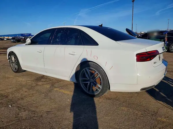WAU43AFDXHN005503 2017 AUDI A8 - Image 2