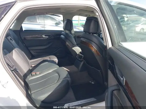 WAU44AFD0HN012571 2017 AUDI A8 - Image 8