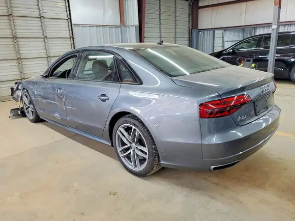 WAU44AFD1HN015320 2017 AUDI A8 - Image 2