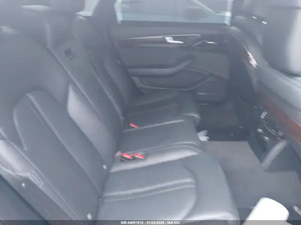 WAU44AFD1HN019867 2017 AUDI A8 - Image 8
