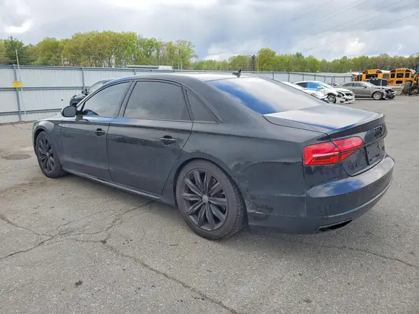 WAU44AFD1JN000421 2018 AUDI A8 - Image 2