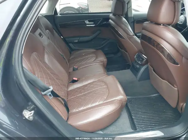 WAU44AFD2HN003919 2017 AUDI A8 - Image 8