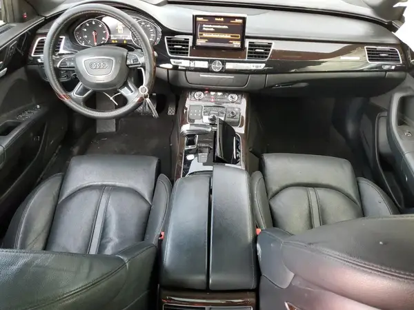 WAU44AFD2HN011986 2017 AUDI A8 - Image 8