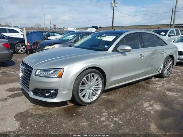 WAU44AFD2HN017254 2017 AUDI A8 - Image 2