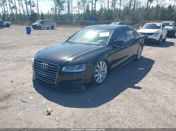 WAU44AFD3HN013701 2017 AUDI A8 - Image 2
