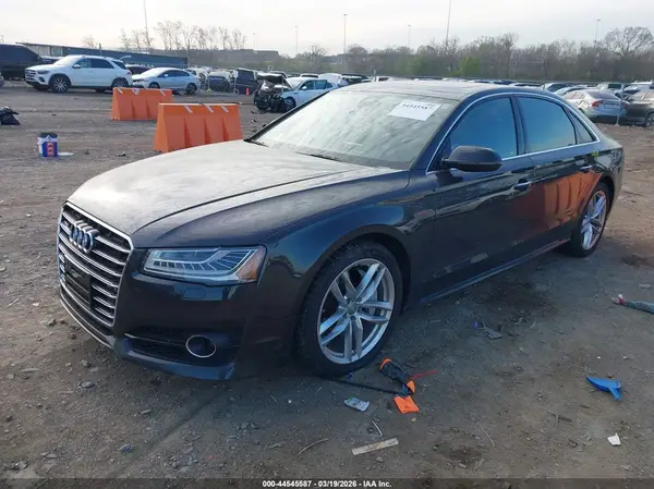 WAU44AFD3HN015190 2017 AUDI A8 - Image 2