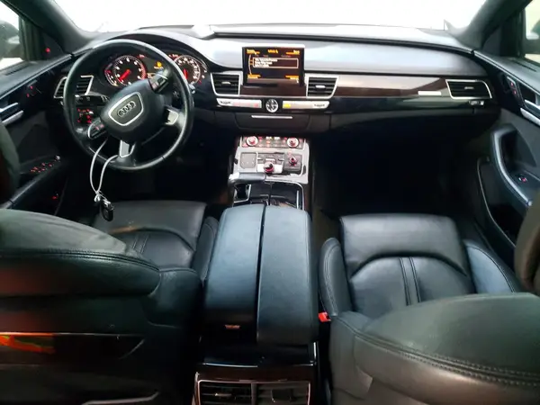 WAU44AFD3HN019532 2017 AUDI A8 - Image 8