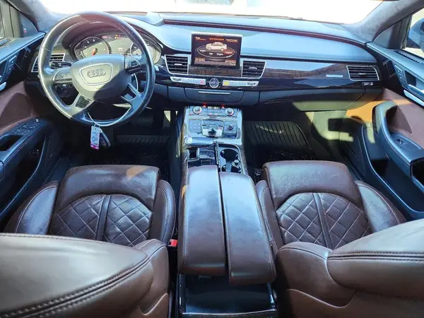 WAU44AFD4HN002156 2017 AUDI A8 - Image 8