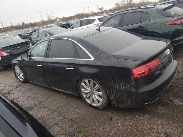 WAU44AFD4HN014064 2017 AUDI A8 - Image 2