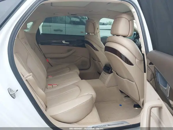 WAU44AFD4JN000235 2018 AUDI A8 - Image 8