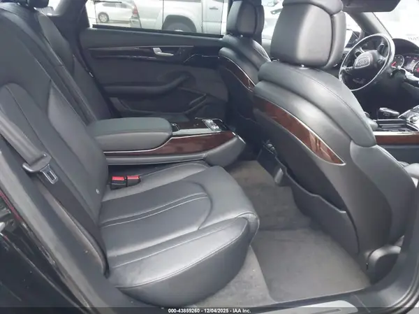 WAU44AFD5HN010069 2017 AUDI A8 - Image 8