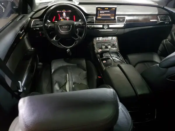 WAU44AFD5HN015014 2017 AUDI A8 - Image 8