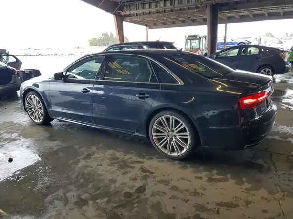 WAU44AFD6HN004054 2017 AUDI A8 - Image 2