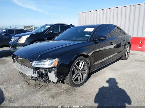 WAU44AFD7HN005312 2017 AUDI A8 - Image 2