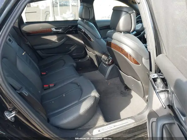 WAU44AFD7HN011126 2017 AUDI A8 - Image 8