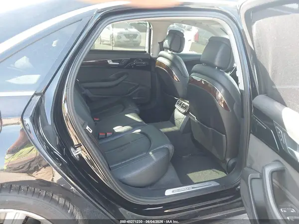 WAU44AFD7HN012762 2017 AUDI A8 - Image 8