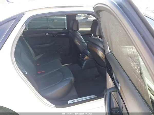 WAU44AFD9HN011144 2017 AUDI A8 - Image 8