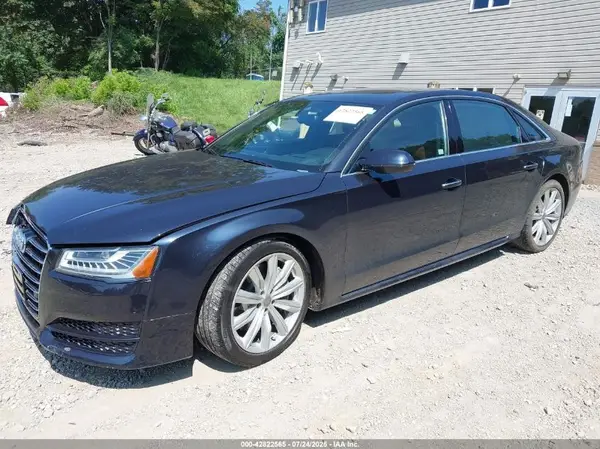 WAU44AFD9HN014383 2017 AUDI A8 - Image 2
