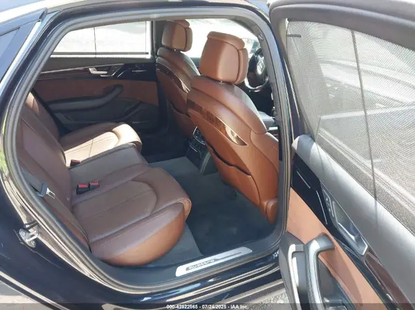 WAU44AFD9HN014383 2017 AUDI A8 - Image 8
