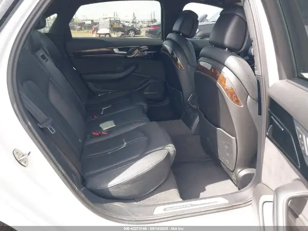 WAU44AFD9HN019969 2017 AUDI A8 - Image 8