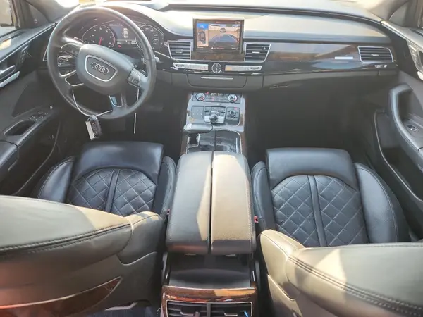 WAU44AFDXHN007605 2017 AUDI A8 - Image 8