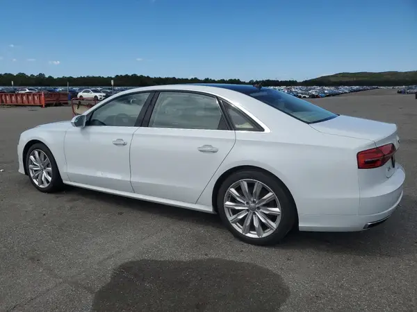 WAU44AFDXJN000126 2018 AUDI A8 - Image 2