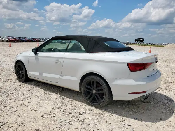 WAU6ULFF1H1028372 2017 AUDI A3 - Image 2