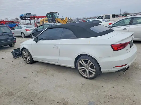 WAU6ULFF6J1056898 2018 AUDI A3 - Image 2