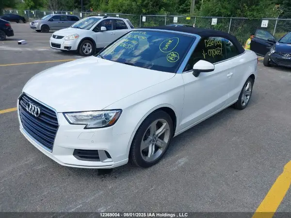 WAU78LFF3J1070637 2018 AUDI A3 - Image 2