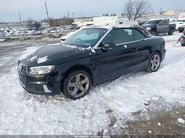 WAU78LFF5H1040551 2017 AUDI A3 - Image 2