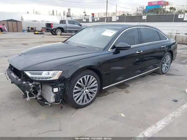 WAU8DAF80KN002814 2019 AUDI A8 - Image 2