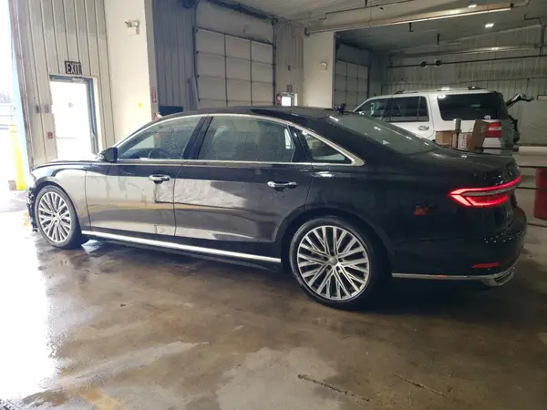 WAU8DAF81LN015279 2020 AUDI A8 - Image 2