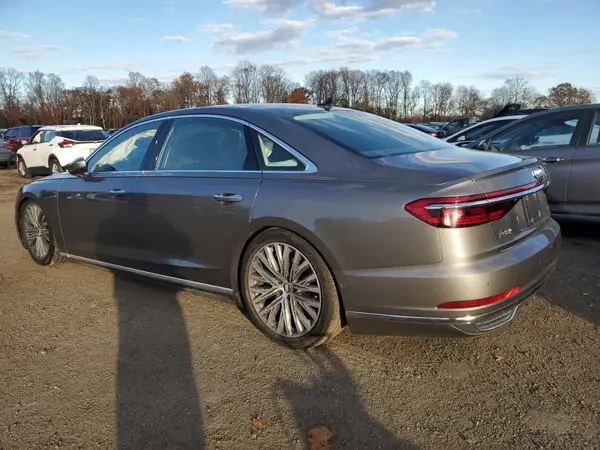 WAU8DAF82KN001759 2019 AUDI A8 - Image 2