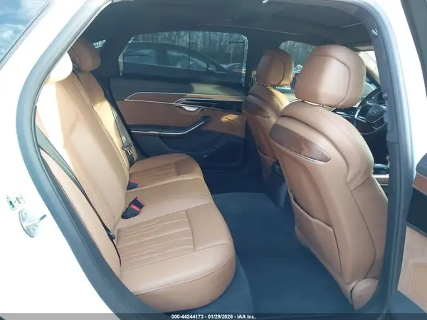 WAU8DAF82KN009098 2019 AUDI A8 - Image 8