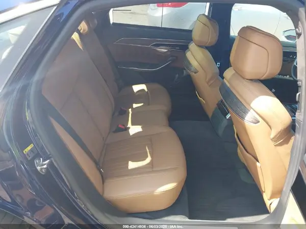 WAU8DAF82KN017394 2019 AUDI A8 - Image 8