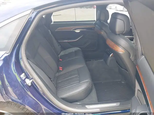 WAU8DAF82KN019064 2019 AUDI A8 - Image 8