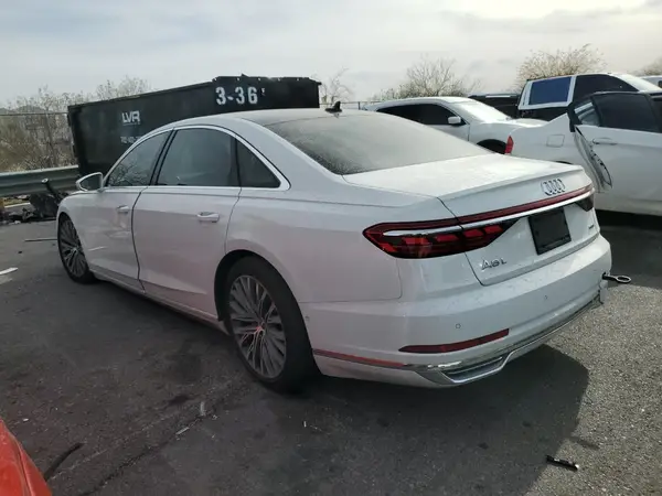 WAU8DAF83KN005447 2019 AUDI A8 - Image 2