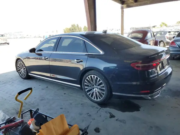 WAU8DAF83KN009269 2019 AUDI A8 - Image 2