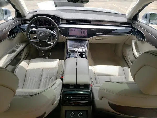 WAU8DAF83KN010955 2019 AUDI A8 - Image 8