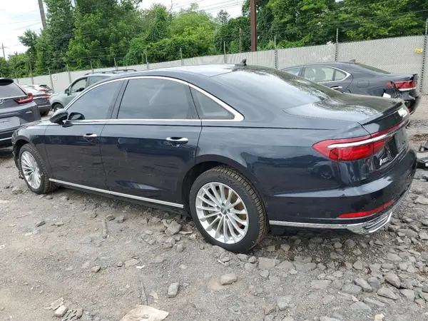 WAU8DAF84KN019163 2019 AUDI A8 - Image 2